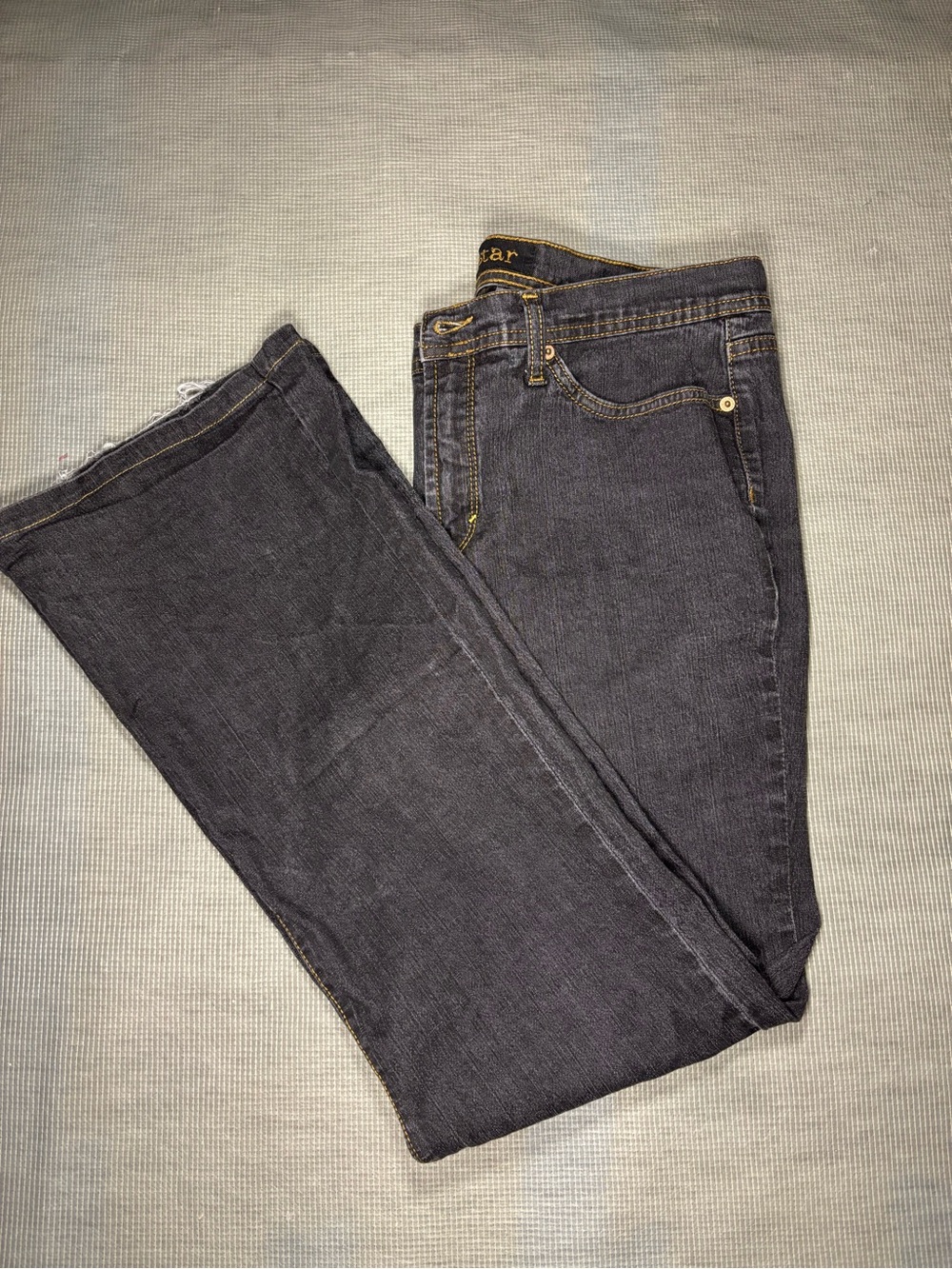 jeanstar women’s Dark Gray Flare Jeans
1.5 Spandex 88% Cotton polyester Size 12